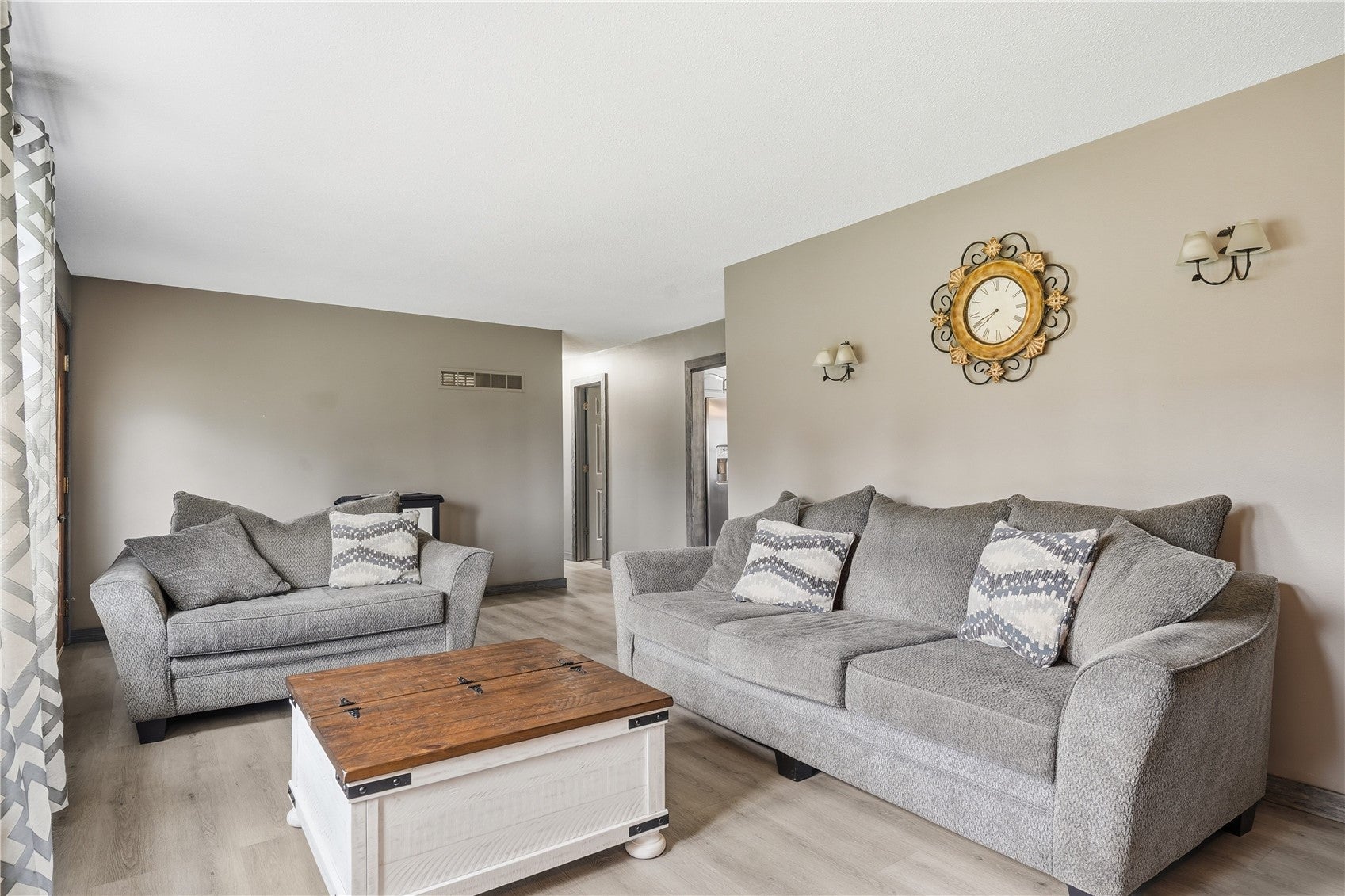 23 Drake Dr