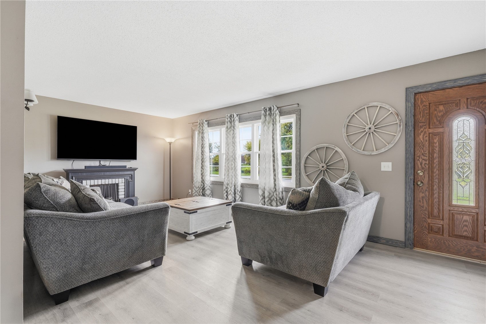 23 Drake Dr