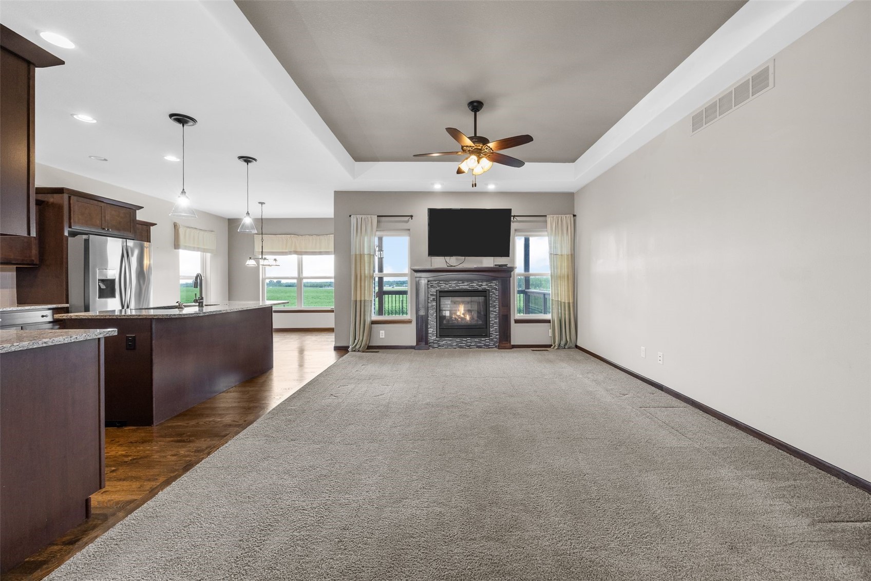 3025 Ridgeview Dr
