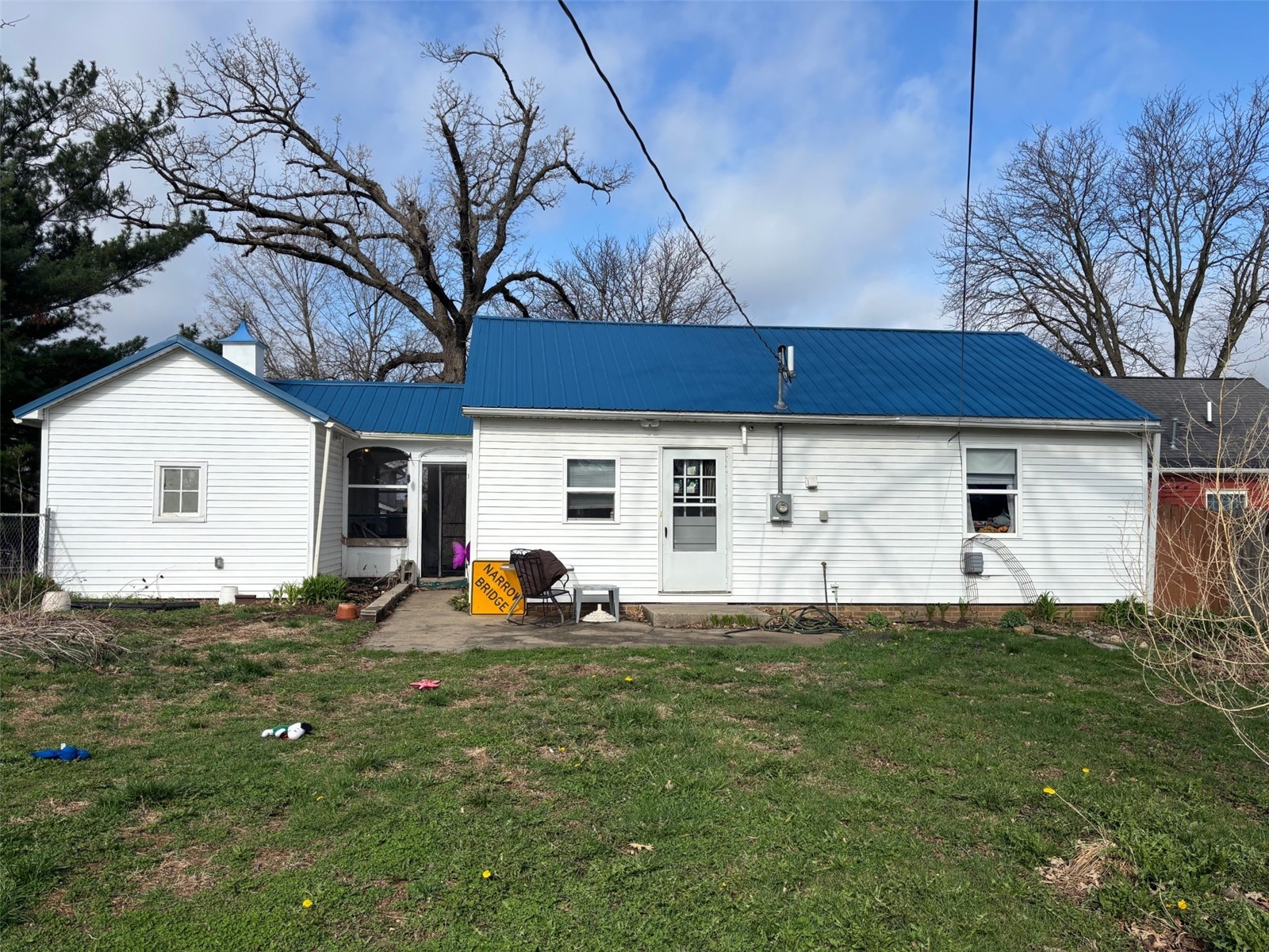 1052 Daniels Street NE