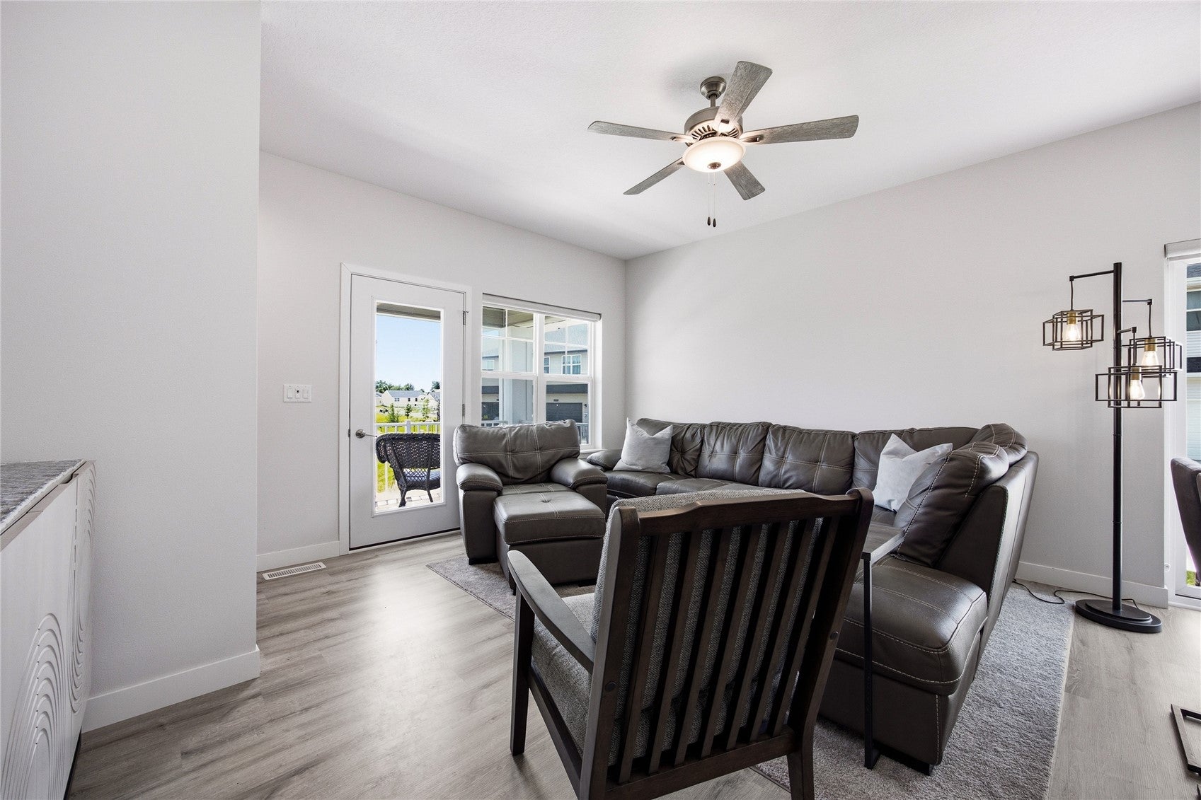 6341 Revival Alley