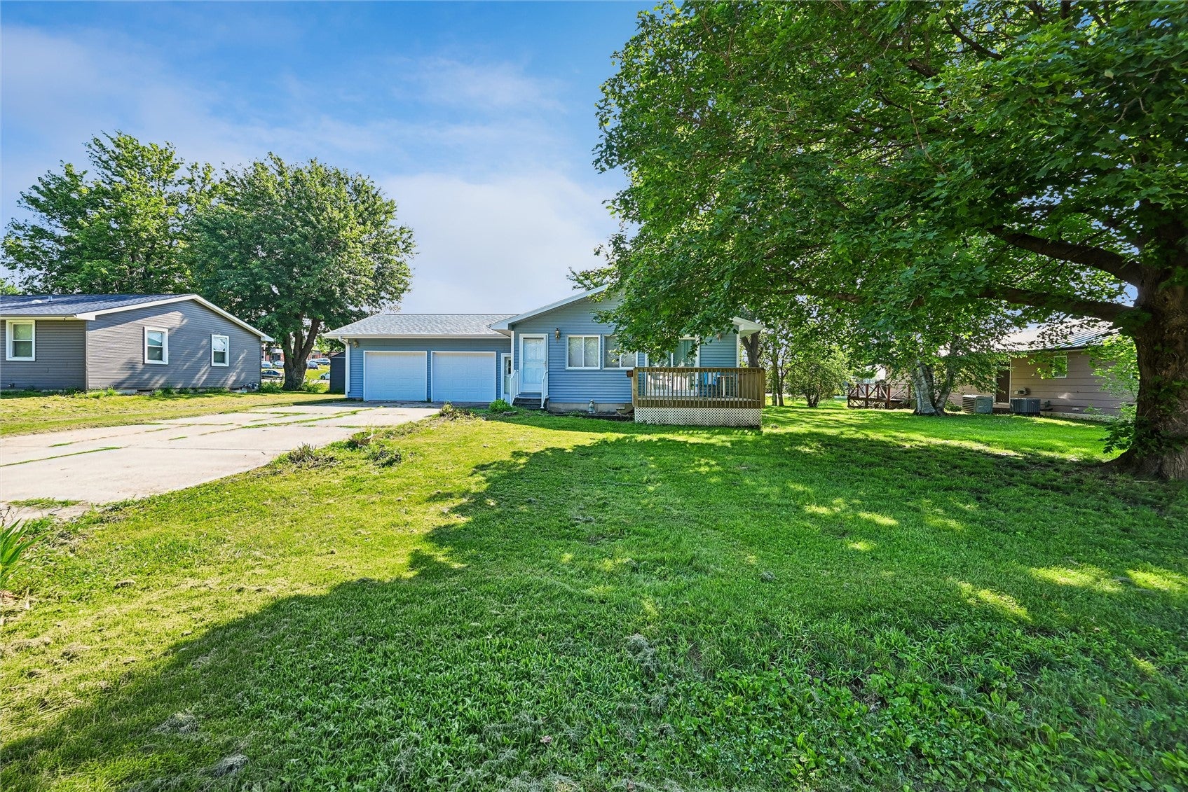 206 Apache Drive
