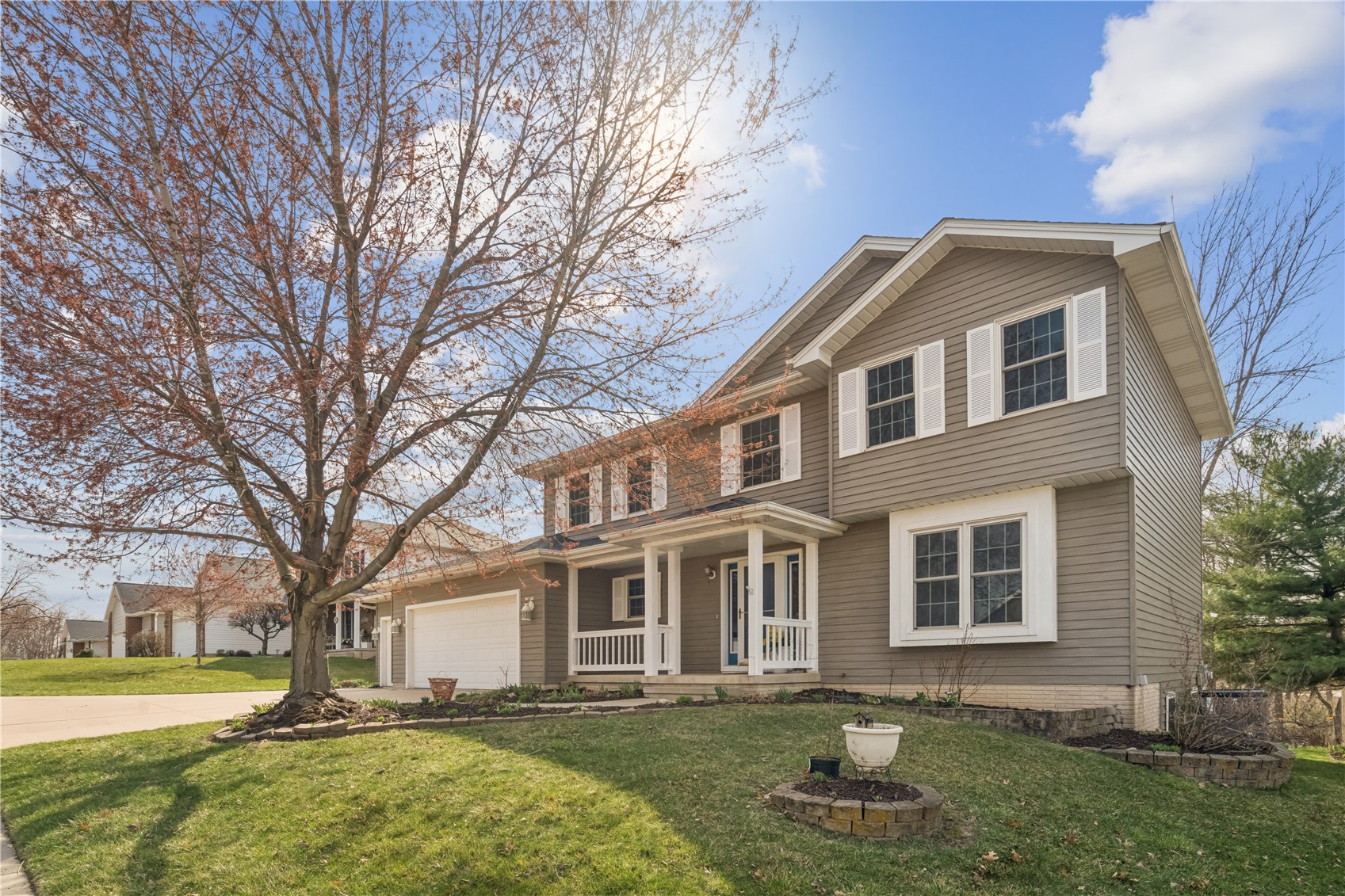 4105 Majestic Court NE