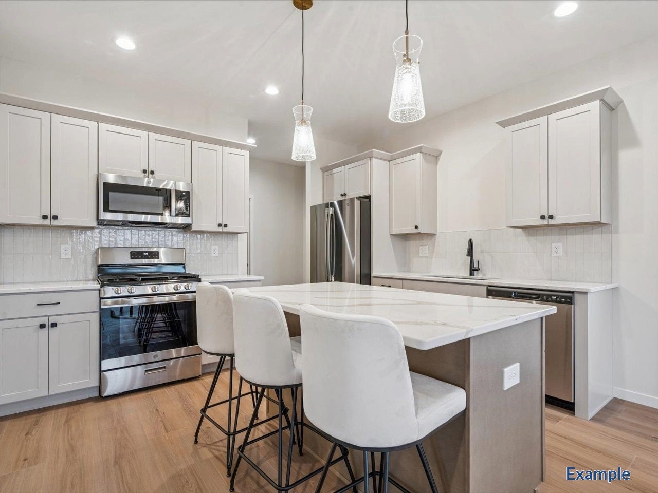 570 Maclan Circle