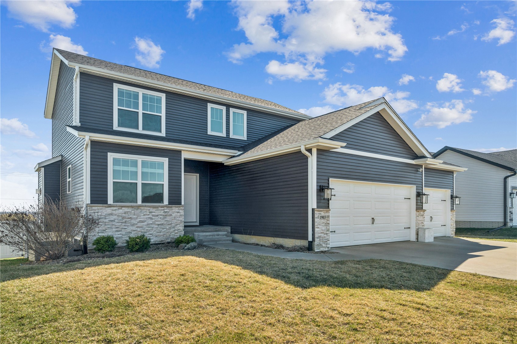1903 Wycliffe Court SW