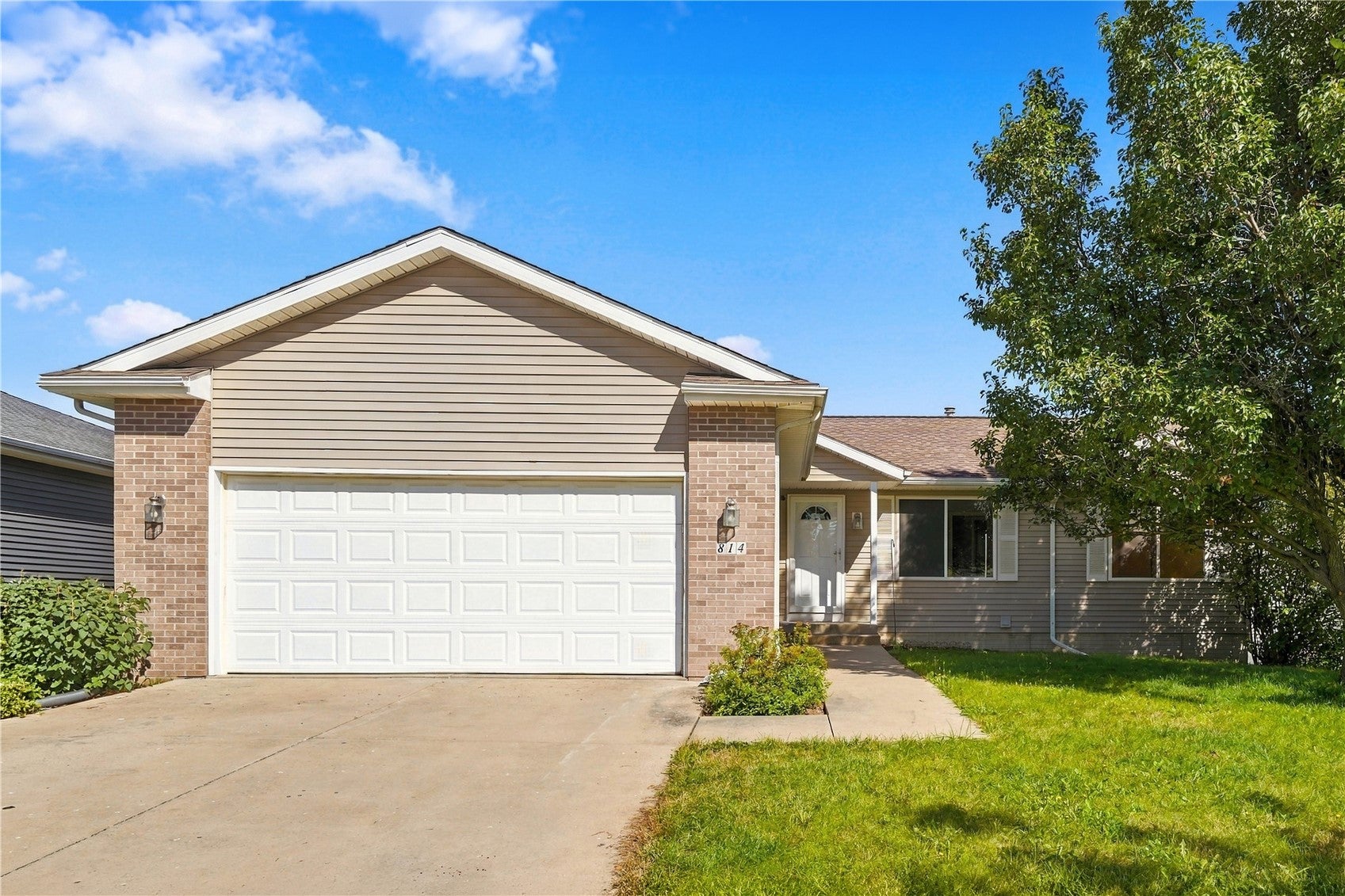 814 Moose Drive NW