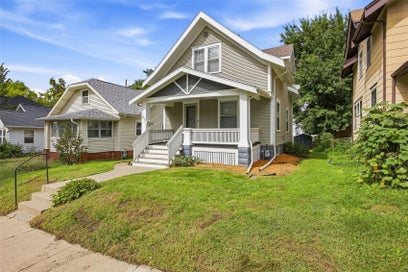 1830 6th Avenue SE Cedar Rapids IA 52403