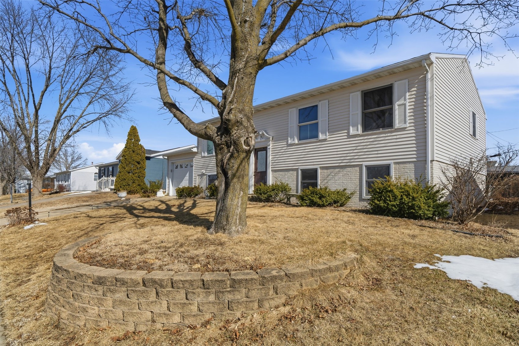 159 Crestridge Drive NW