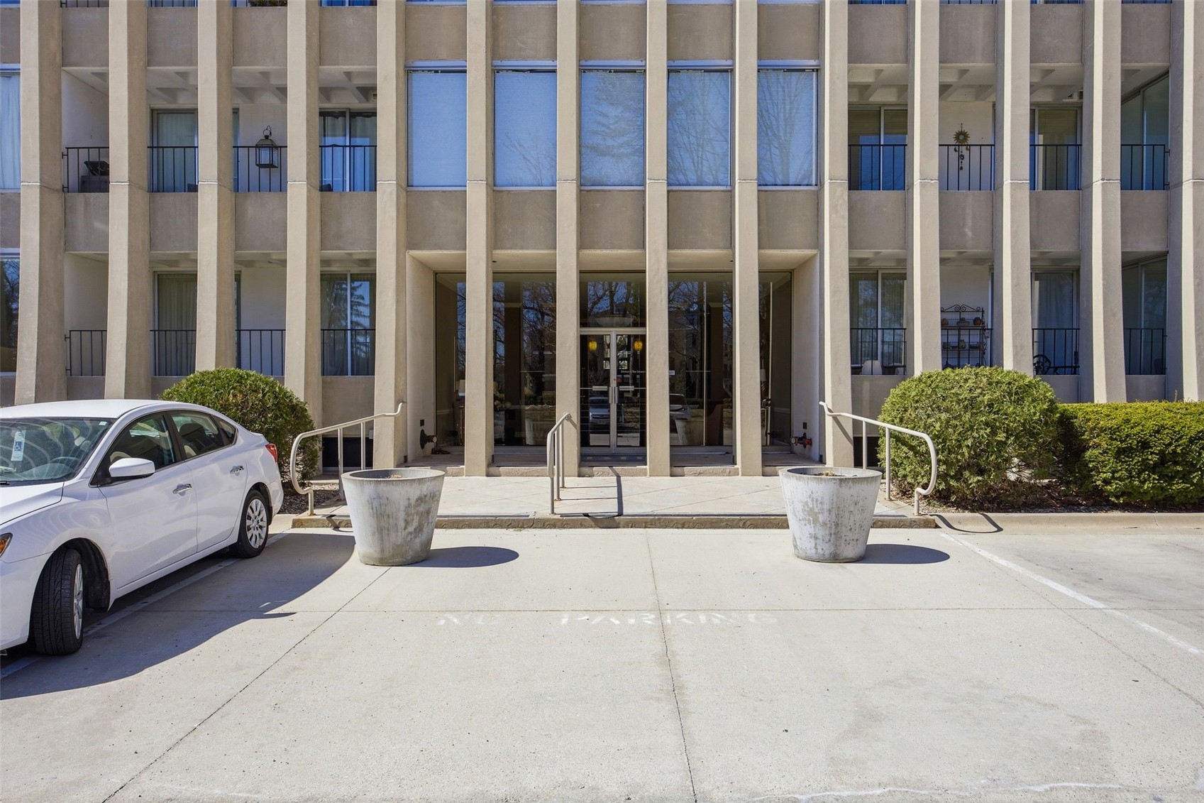 2222 1st Avenue NE #301