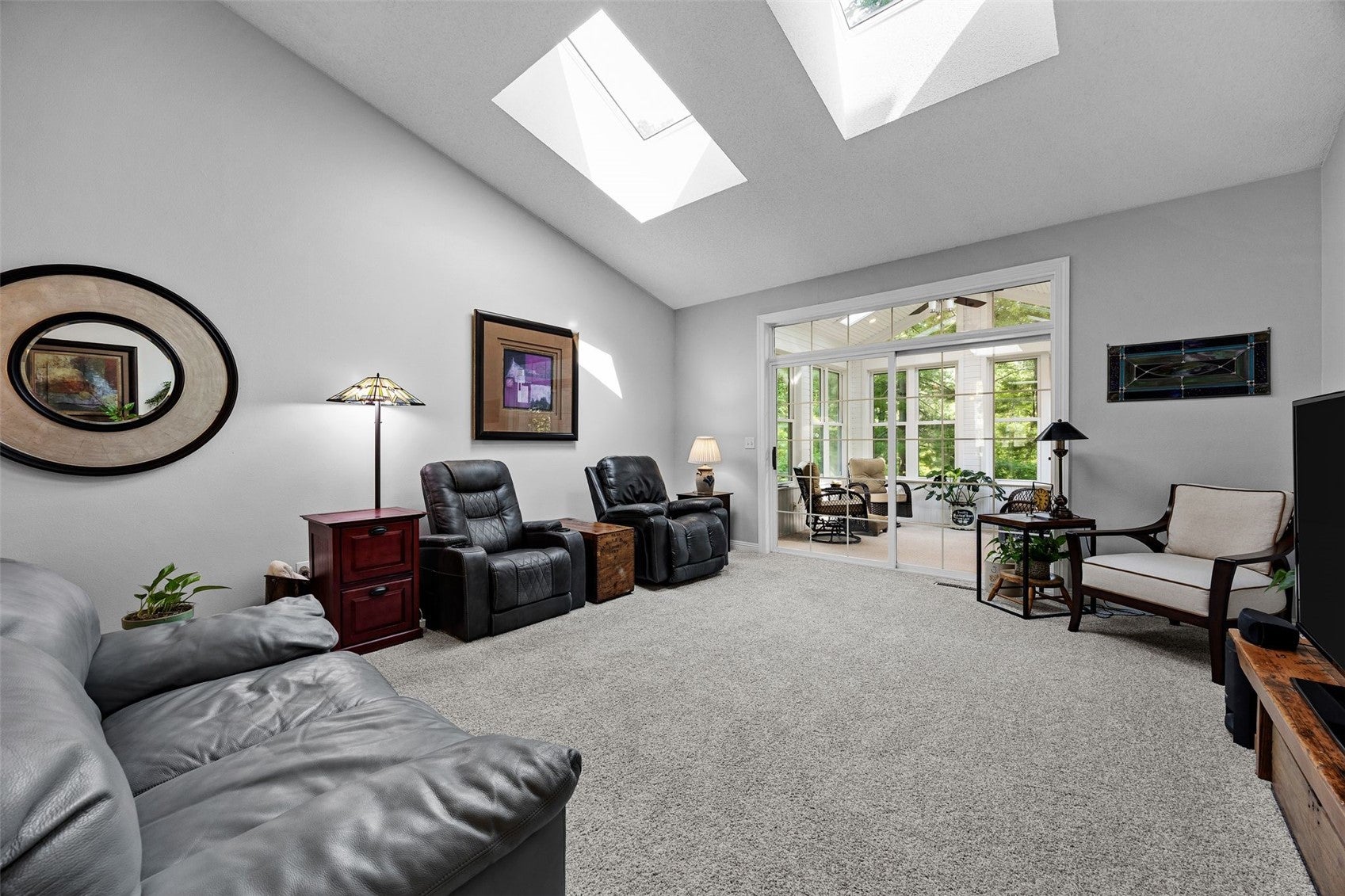 529 East Post Road SE 124