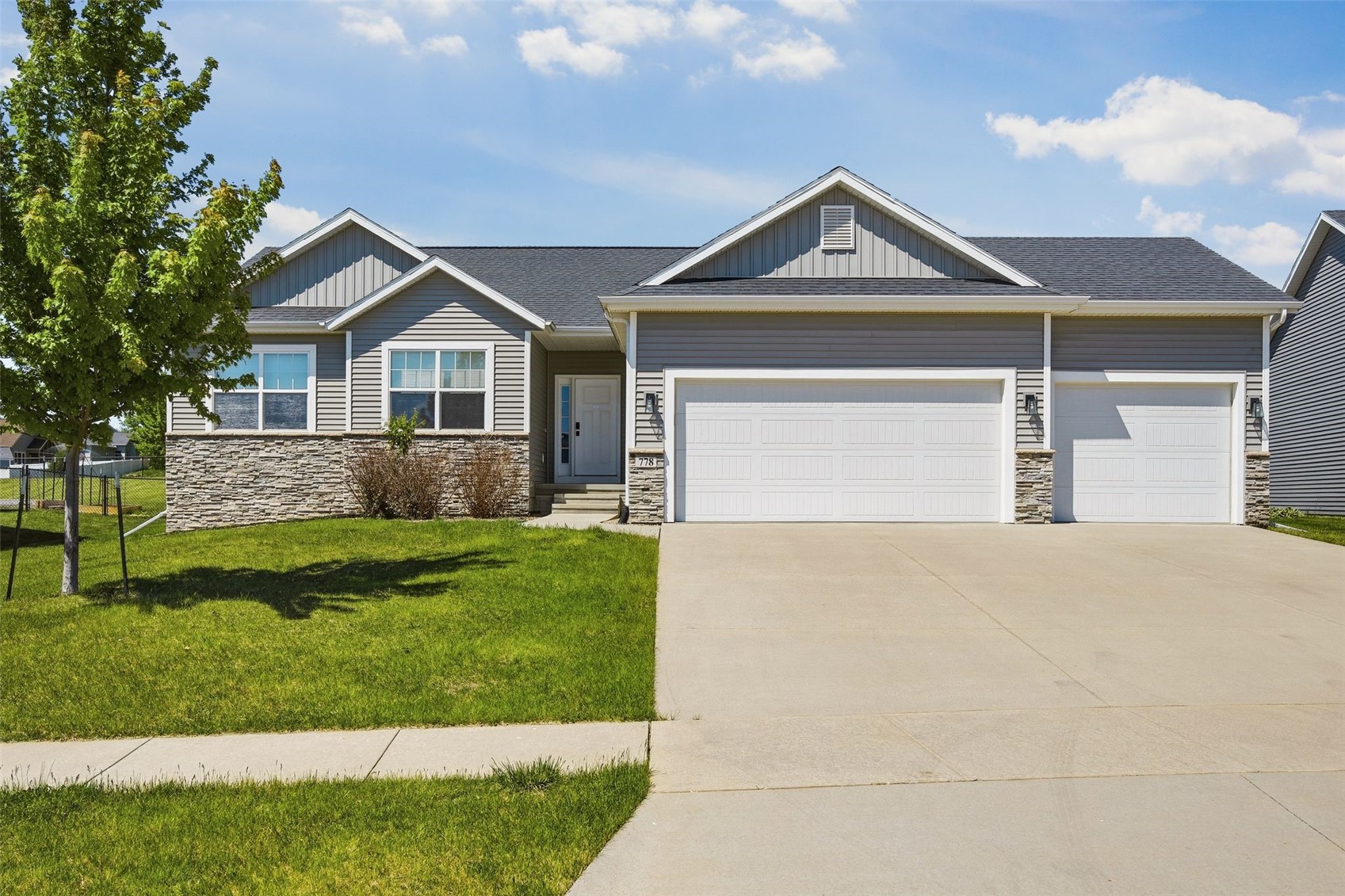 Photo 1 of 29 — 778 Archer Drive, Marion, IA 52302