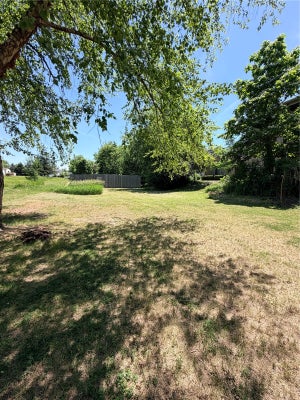 3050 N CENTER POINT RD, CEDAR RAPIDS, IA 52411 - Image a0c6b4bbb8fc59dc60f347fbe38ebe93/68201712