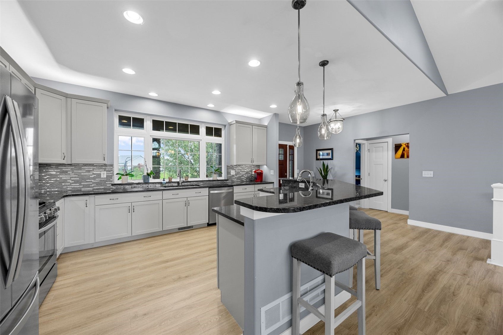 1825 Stone Creek Cir