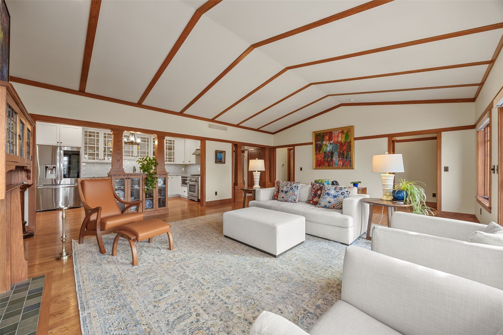 2883 Meadowlark Lane NE