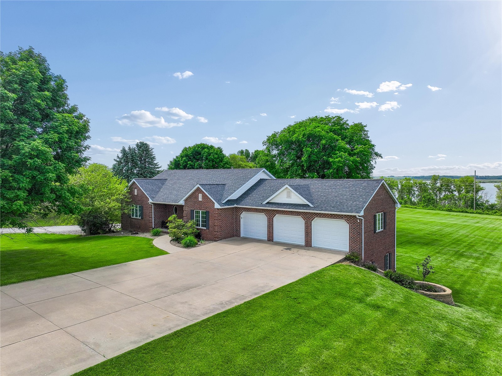 2765 Jeremy Court NW