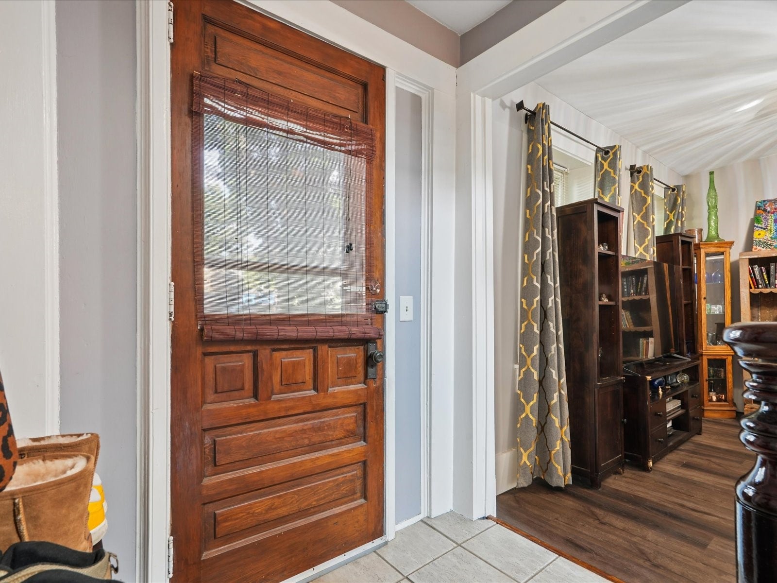 318 2nd St SW