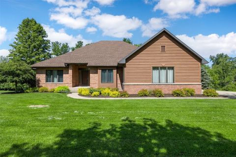 1354 Fox Meadow Court NE Swisher IA 52338