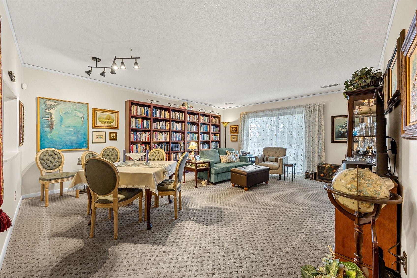 130 Thompson Drive SE 212