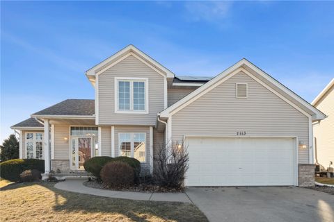 7113 West Park Road NE Cedar Rapids IA 52402