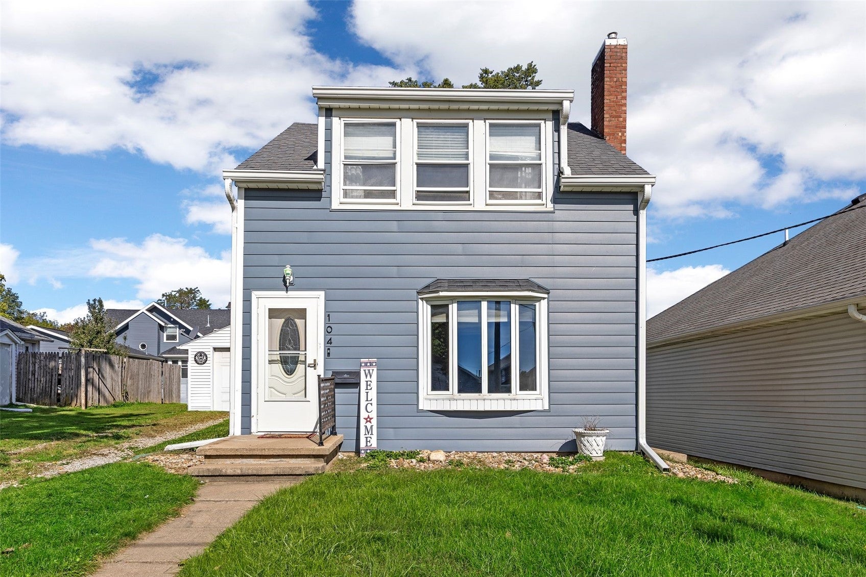 104 Washington St