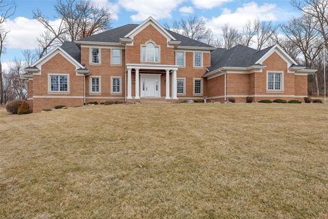 5012 Autumn DR NE Cedar Rapids IA 52411