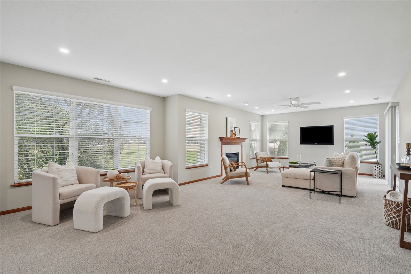 1208 Litchfield Dr Bldg C