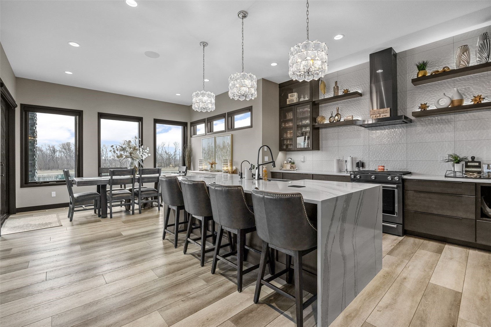 Cedar Rapids, Iowa, 52411, United States, 5 Bedrooms Bedrooms, ,5 BathroomsBathrooms,Residential,Active,2030934