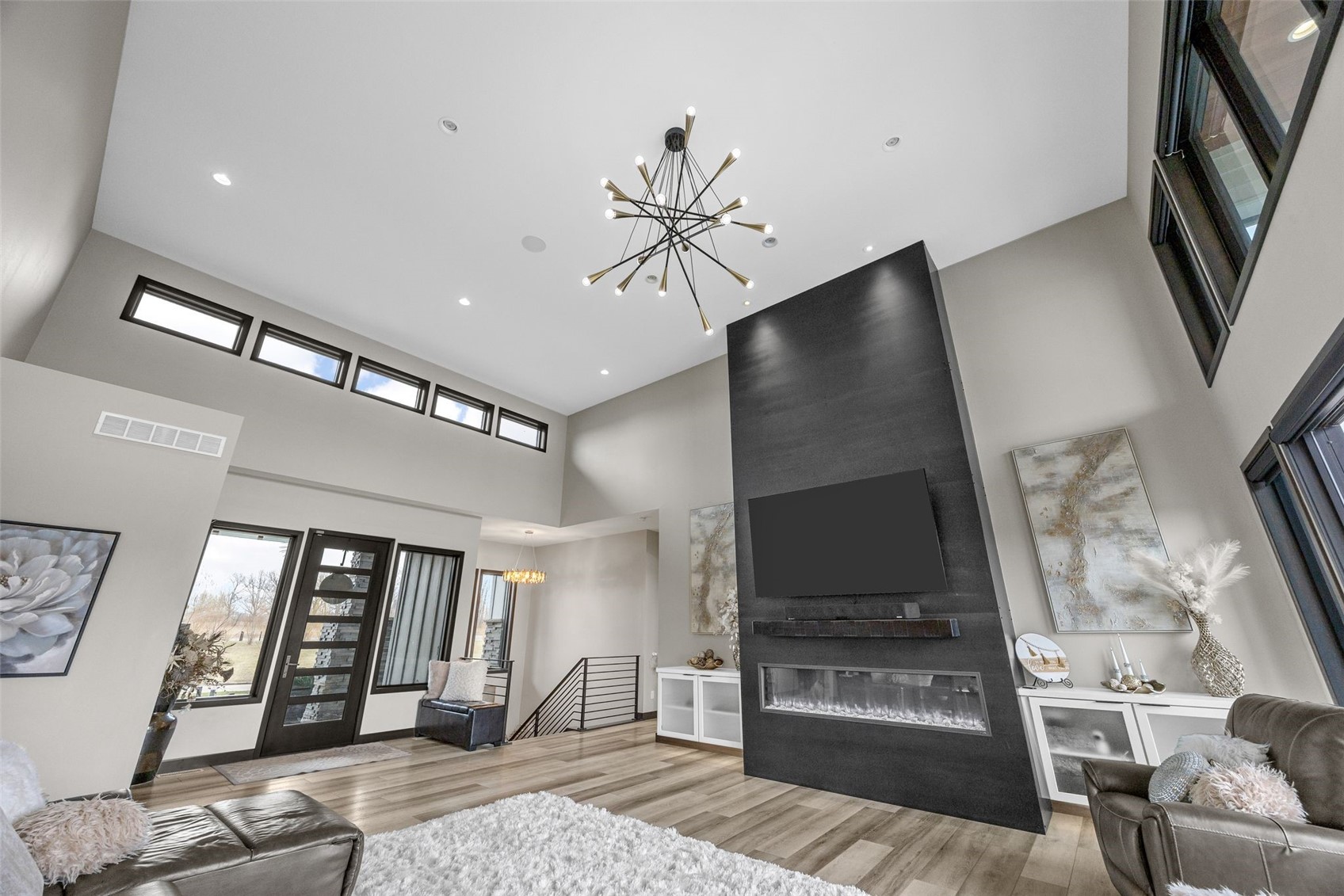 Cedar Rapids, Iowa, 52411, United States, 5 Bedrooms Bedrooms, ,5 BathroomsBathrooms,Residential,Active,2030934