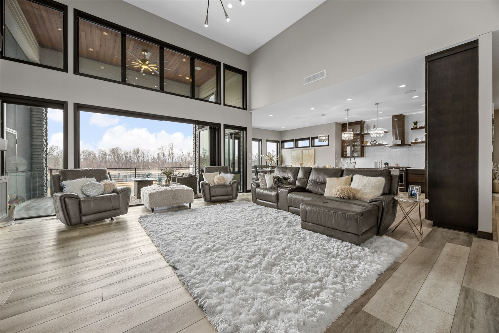 Cedar Rapids, Iowa, 52411, United States, 5 Bedrooms Bedrooms, ,5 BathroomsBathrooms,Residential,Active,2030934