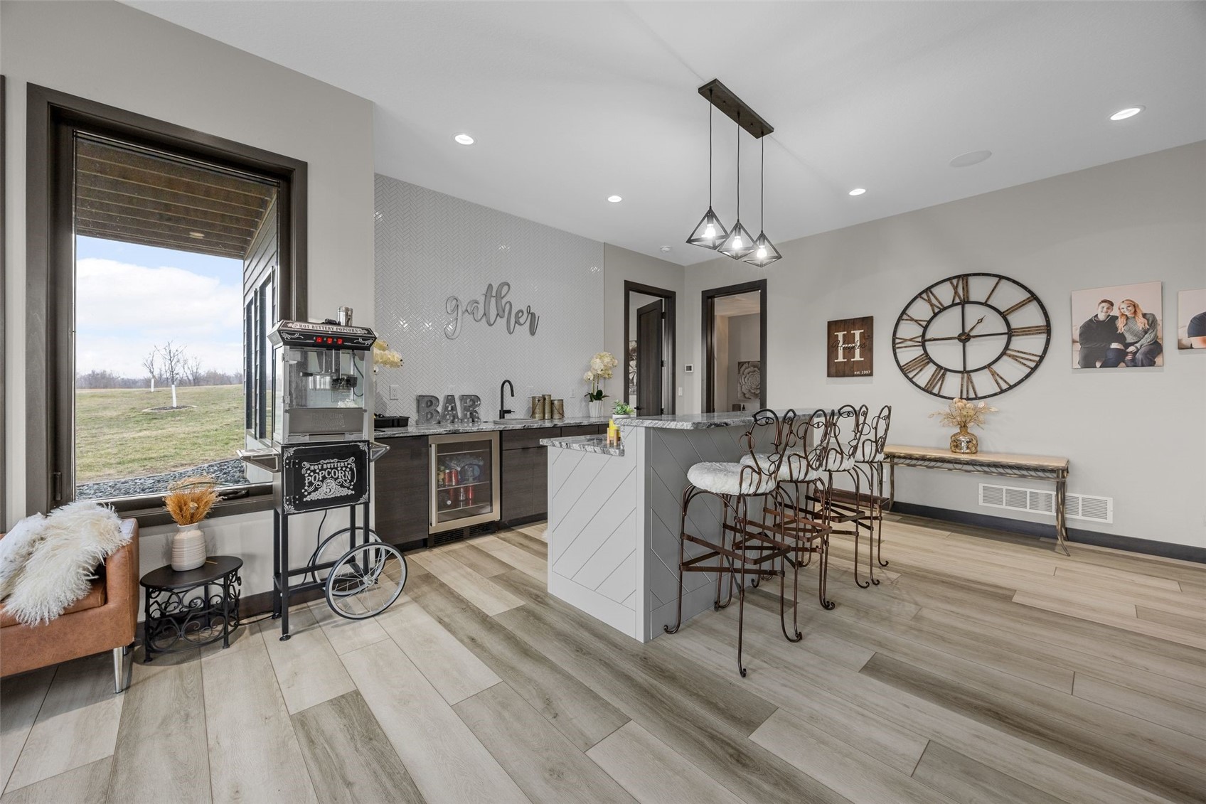 Cedar Rapids, Iowa, 52411, United States, 5 Bedrooms Bedrooms, ,5 BathroomsBathrooms,Residential,Active,2030934