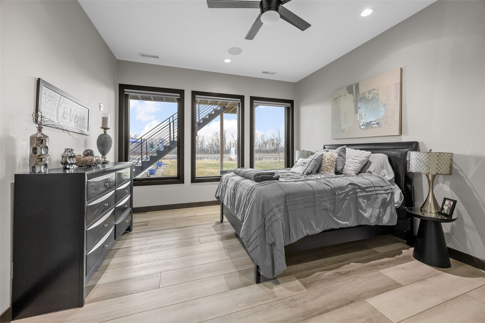 Cedar Rapids, Iowa, 52411, United States, 5 Bedrooms Bedrooms, ,5 BathroomsBathrooms,Residential,Active,2030934