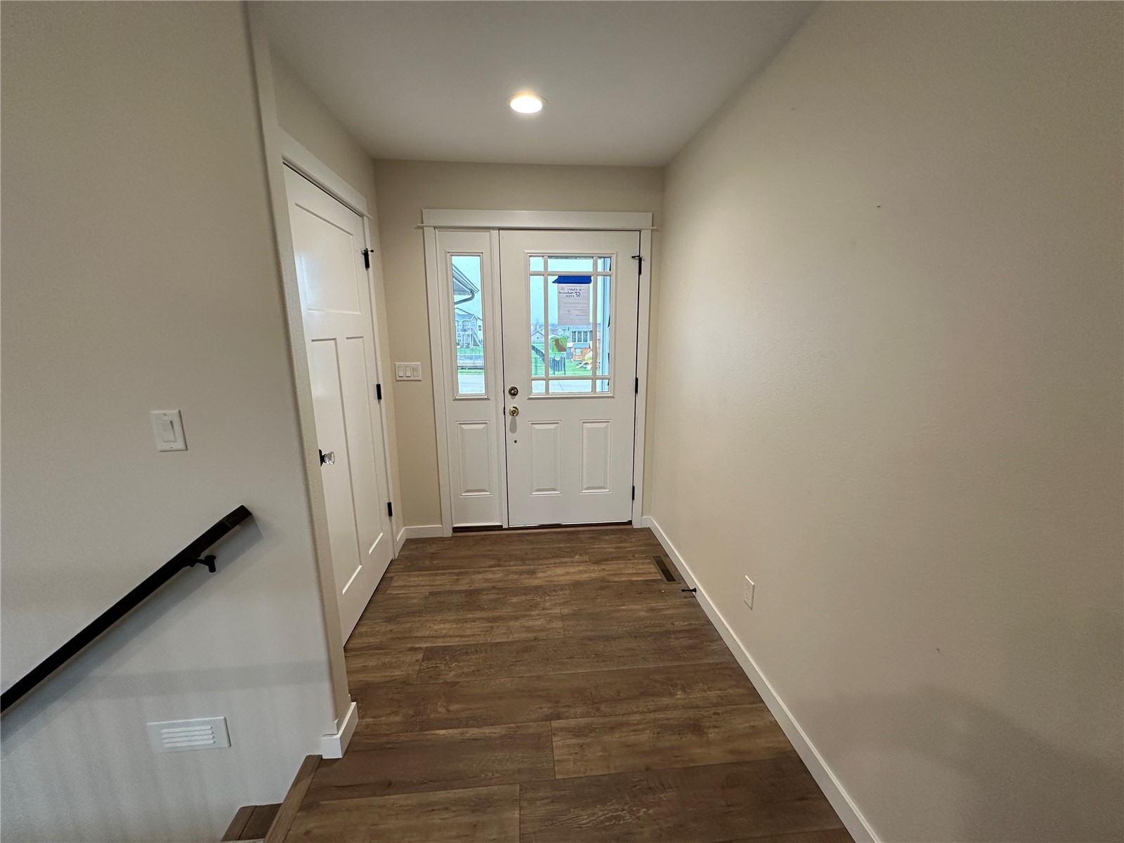 4595 Meadow Creek Dr