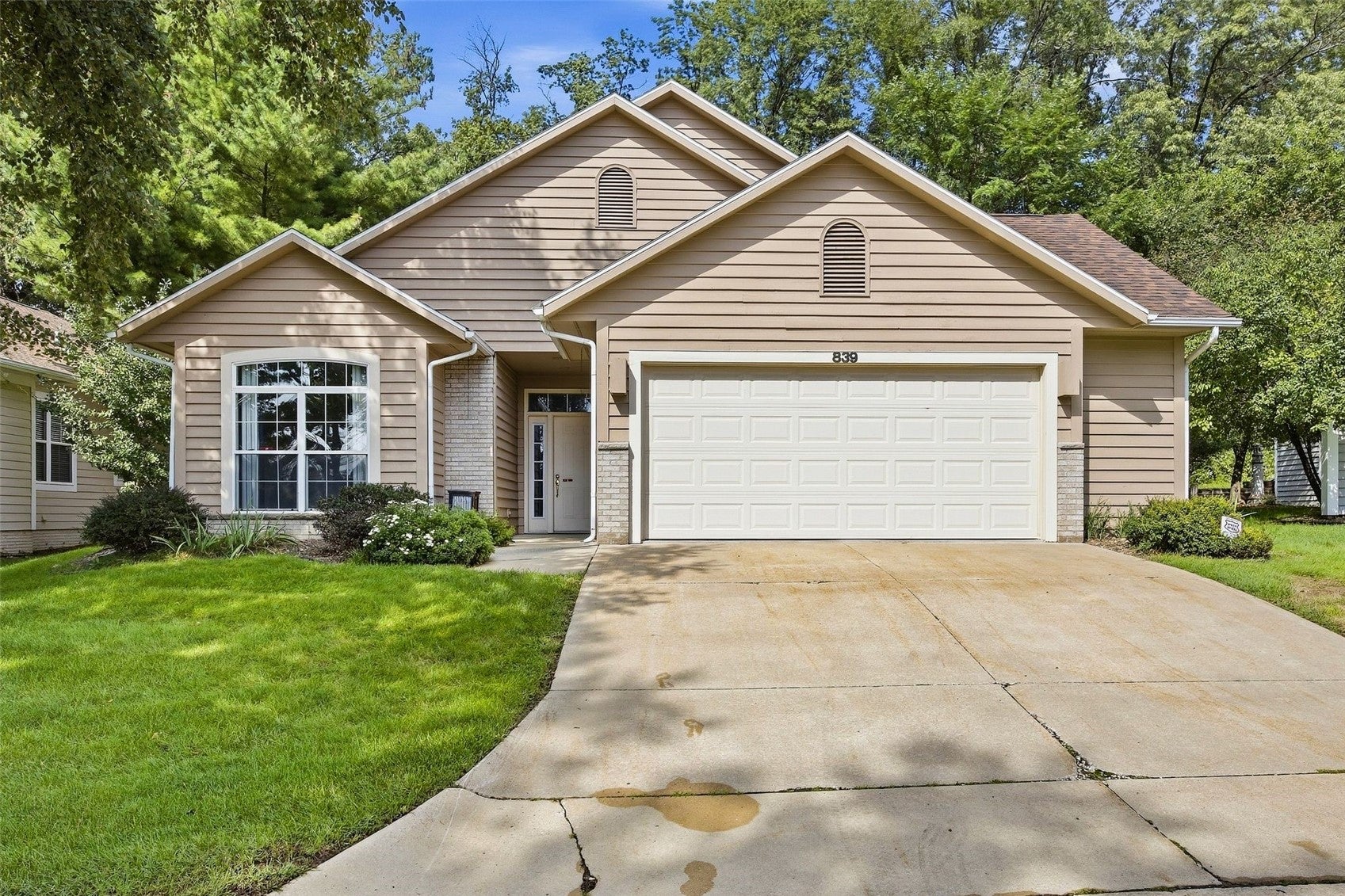 839 Beaver Ridge Court SE