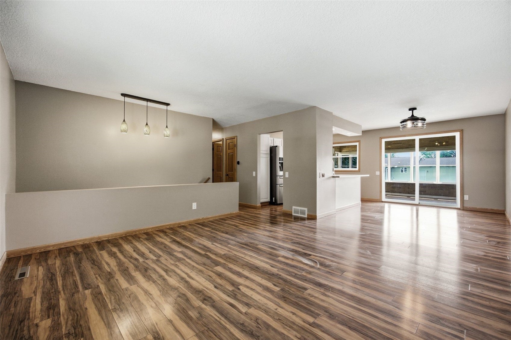 3145 25th Ave.