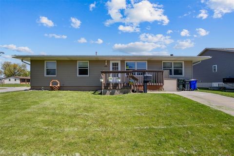 103 Broadmore Road SW Cedar Rapids IA 52405