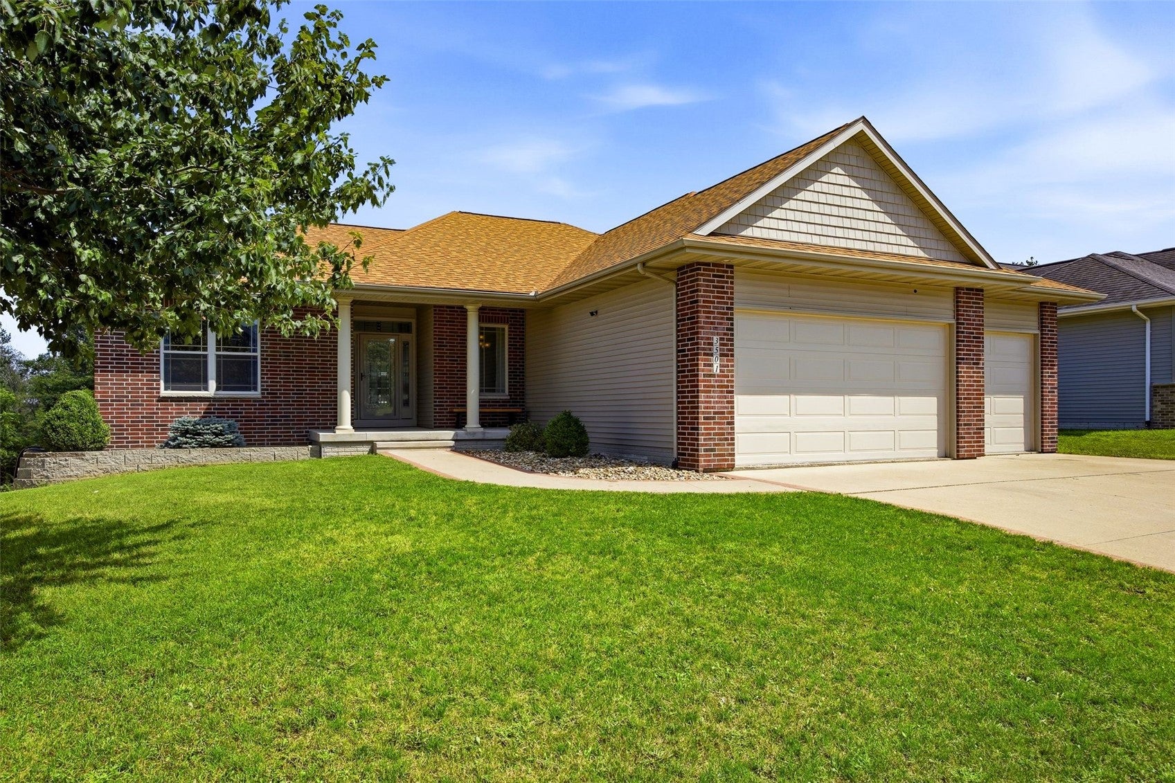 3501 Royal Drive SW