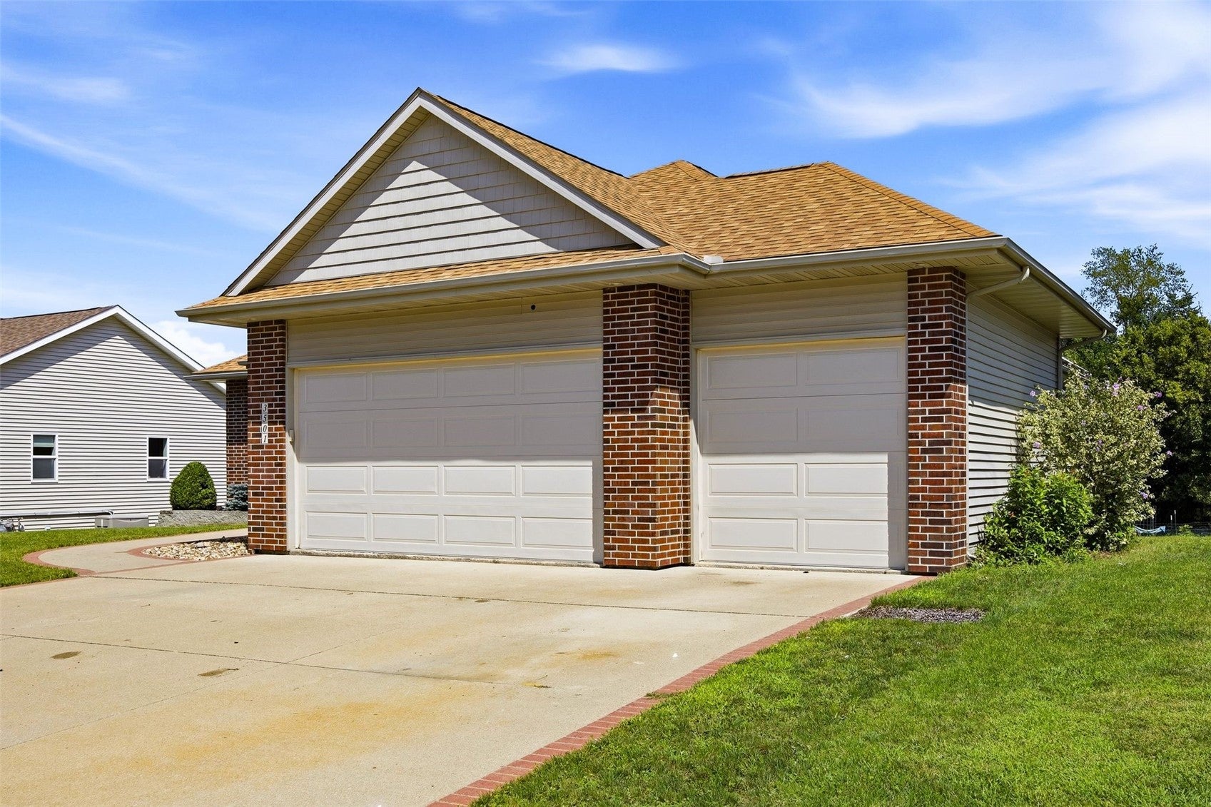 3501 Royal Drive SW