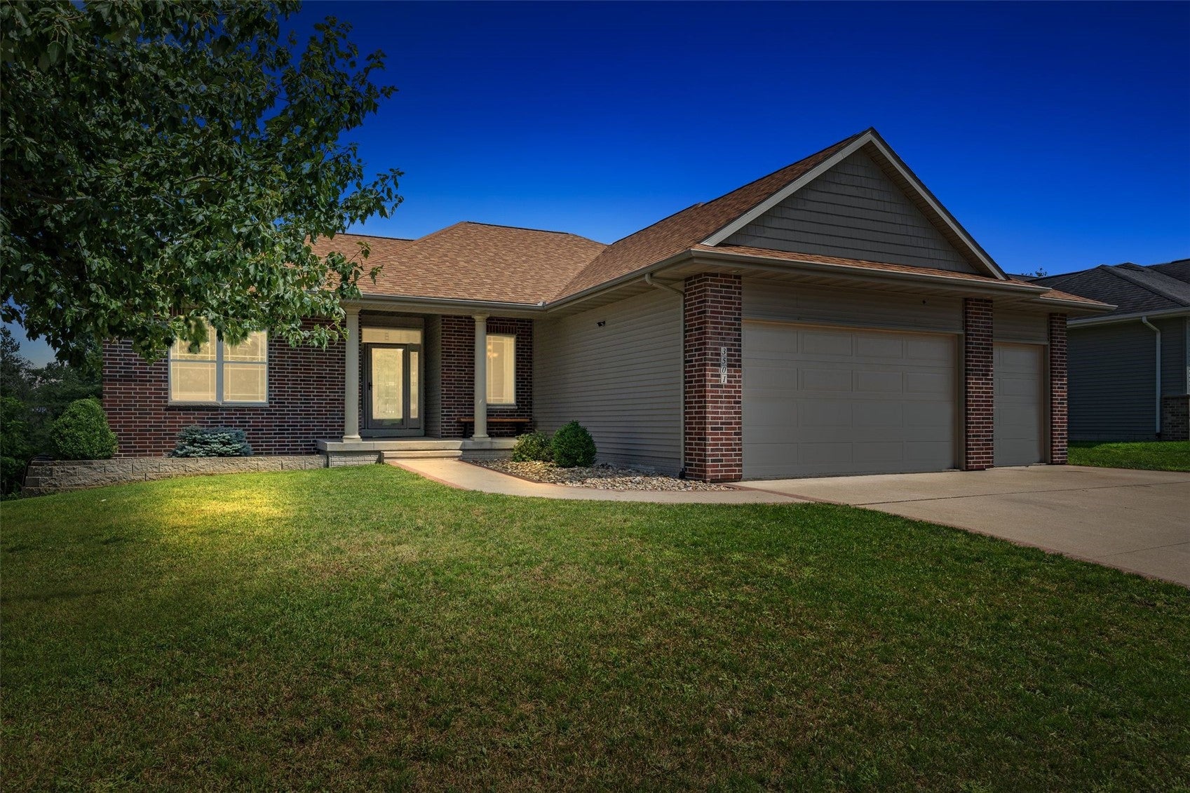 3501 Royal Drive SW