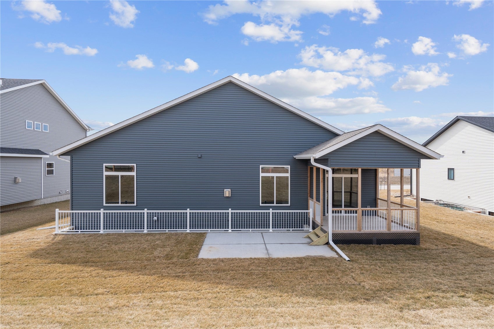 15 N Seven Oaks Road