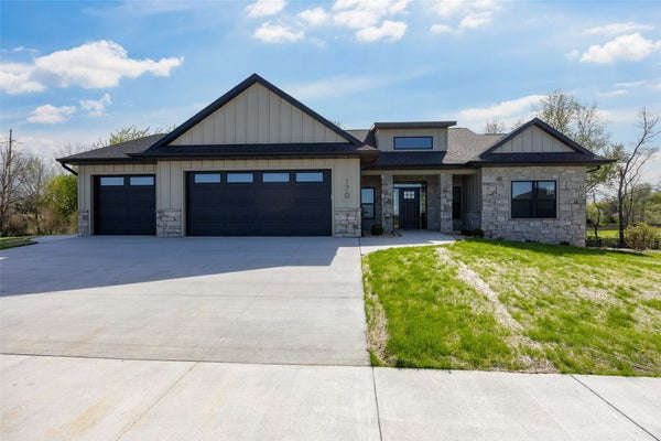 170 PLEASANT HILL DR NW, SWISHER, IA 52338 - Image b2ce6ddca4ceee2414d58c70c6169317/719258264