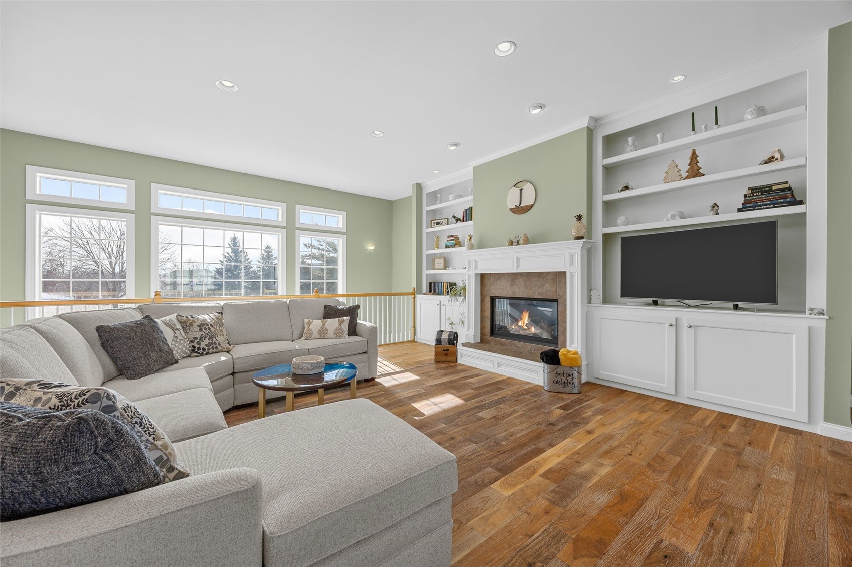 965 Quarry Oak Drive