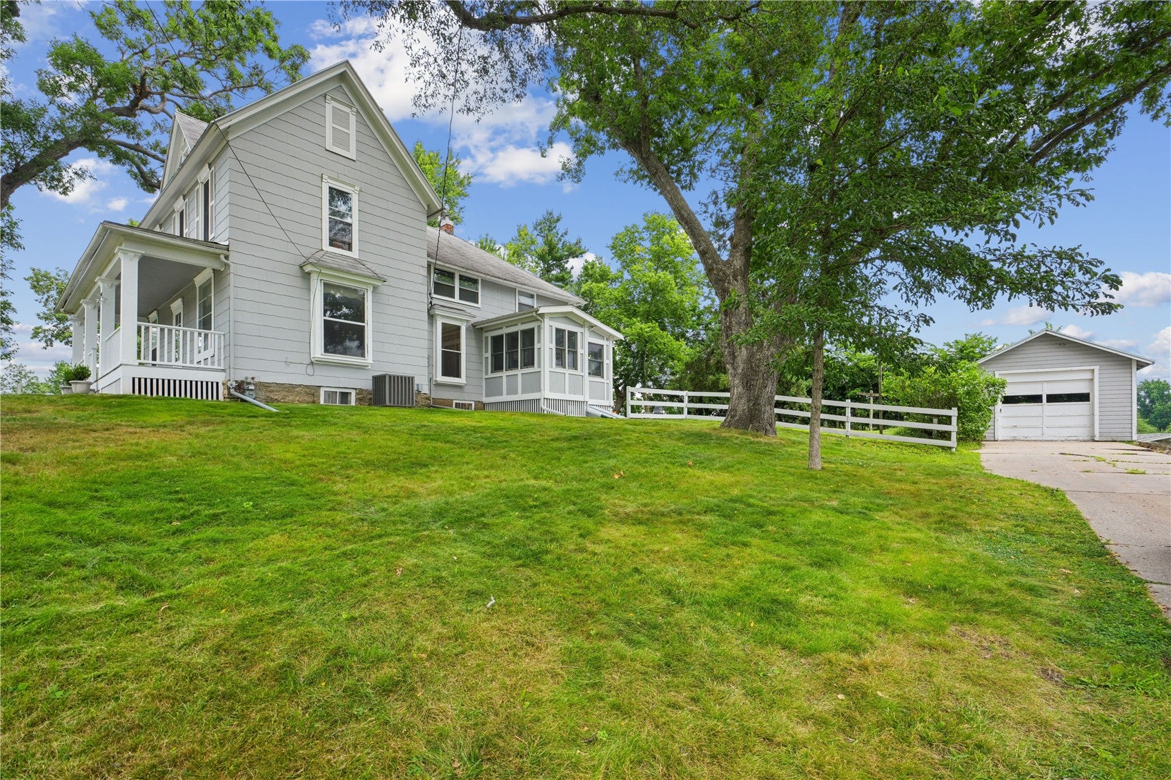 1308 Memorial Drive SE