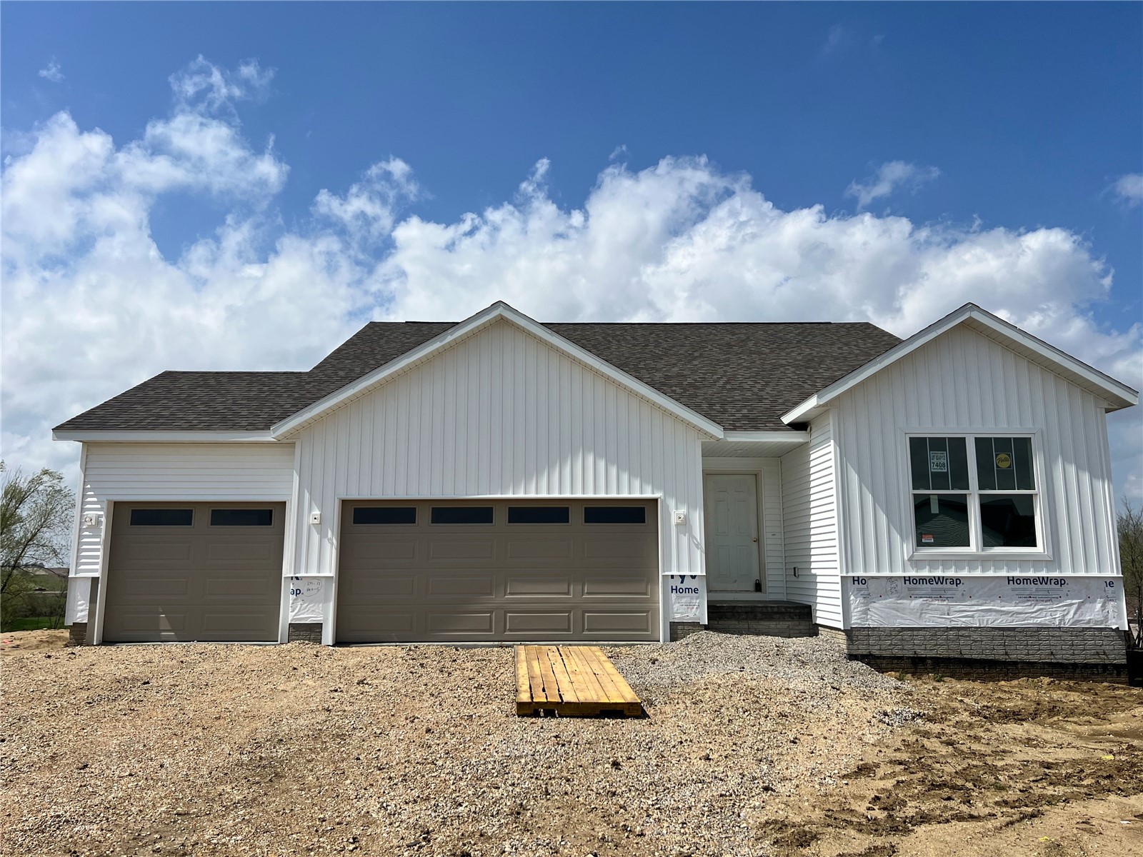 Photo 1 of 15 — 7408 Country Ridge Drive NW, Cedar Rapids, IA 52405