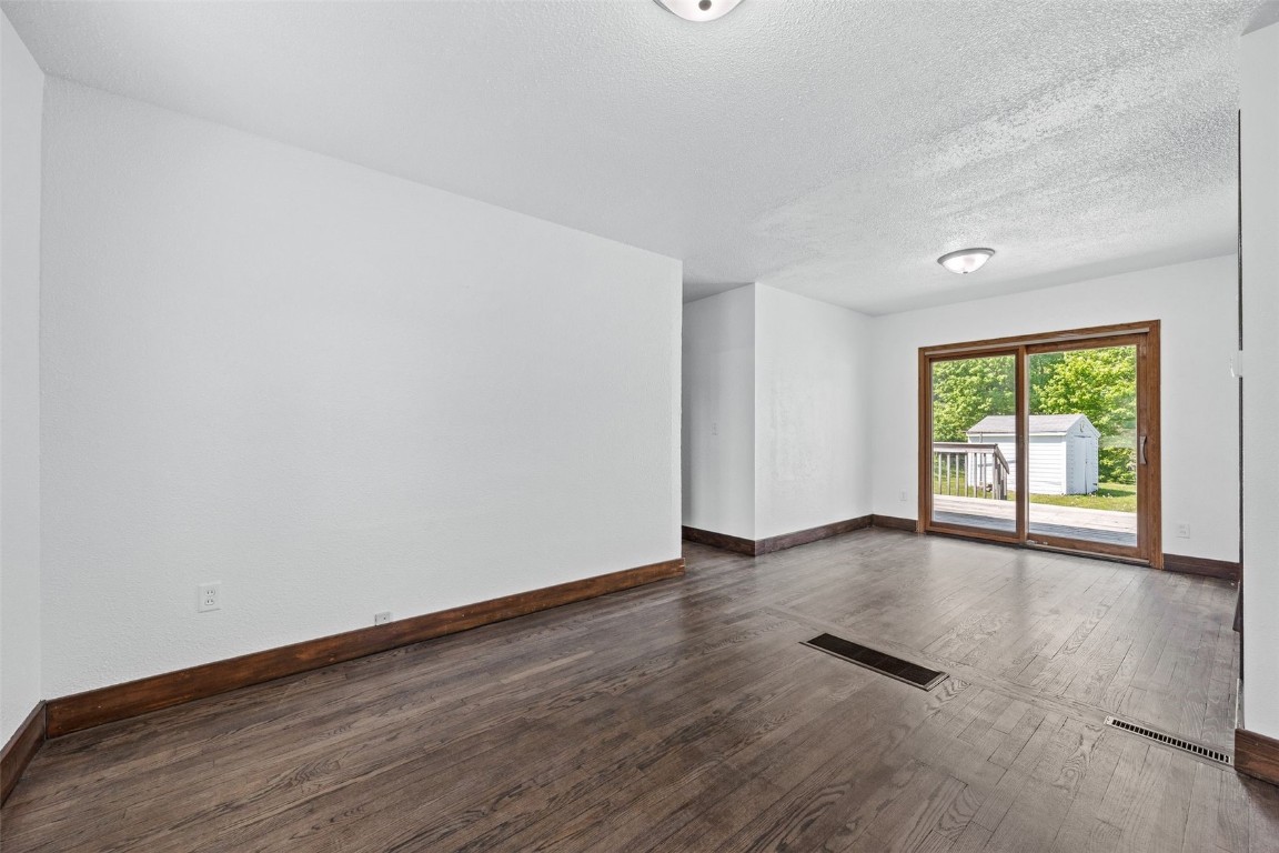 1223 Memorial Drive SE