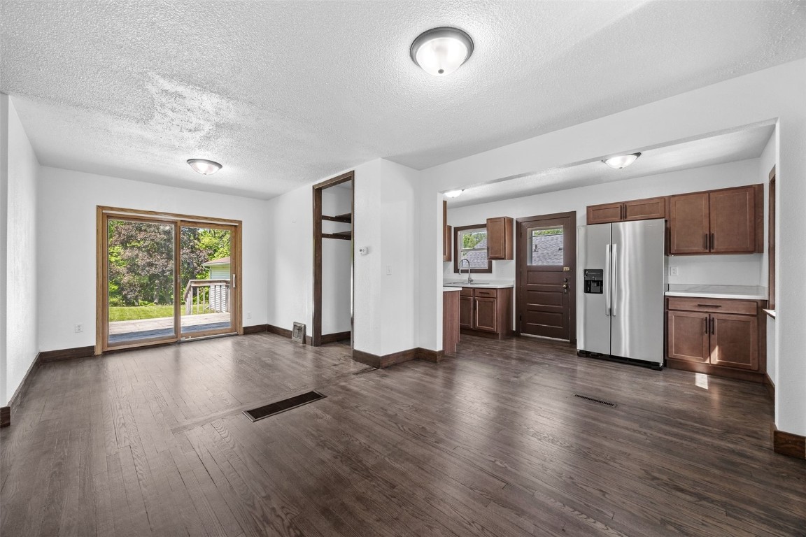 1223 Memorial Drive SE