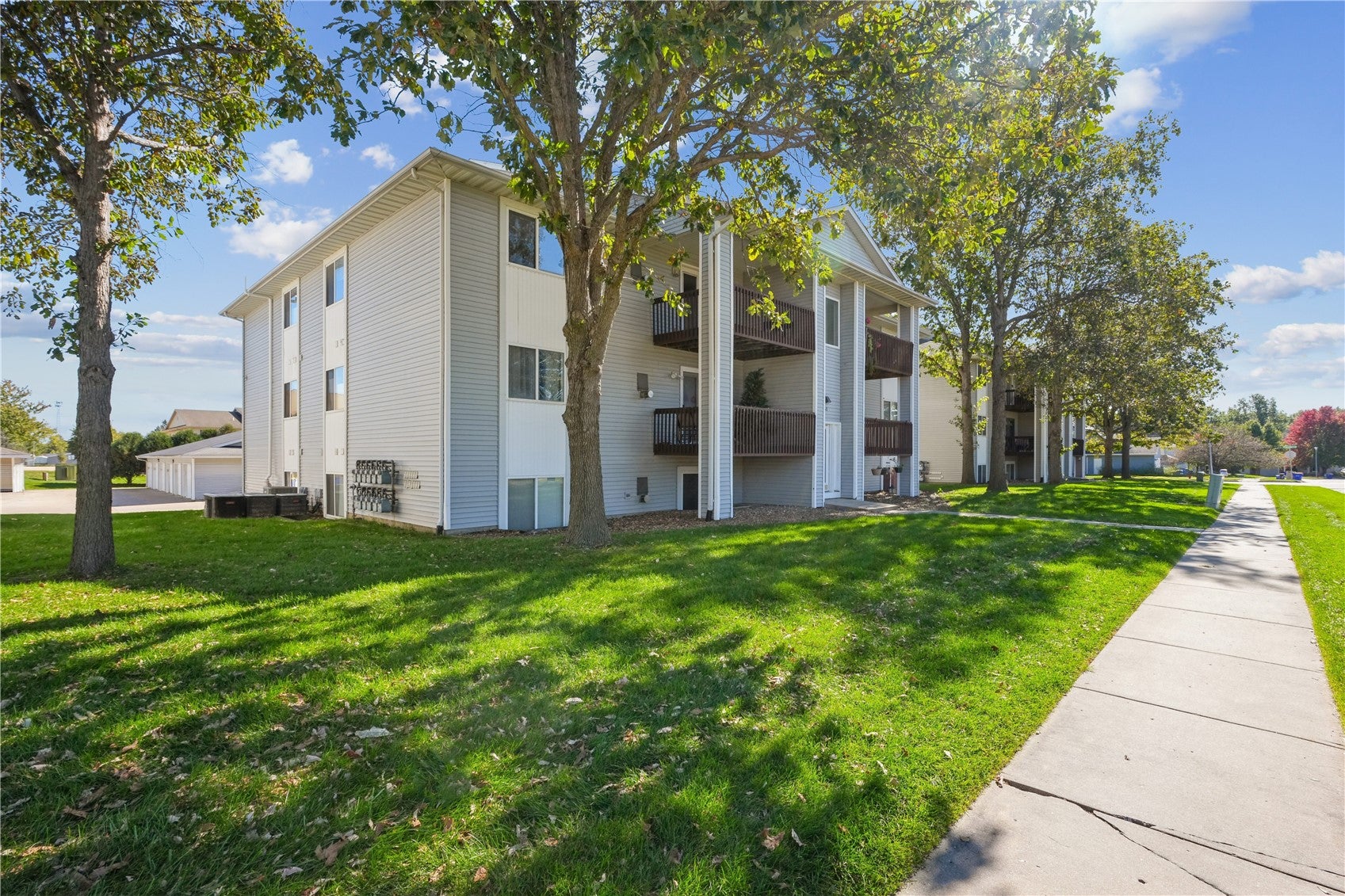560 Augusta Circle #9