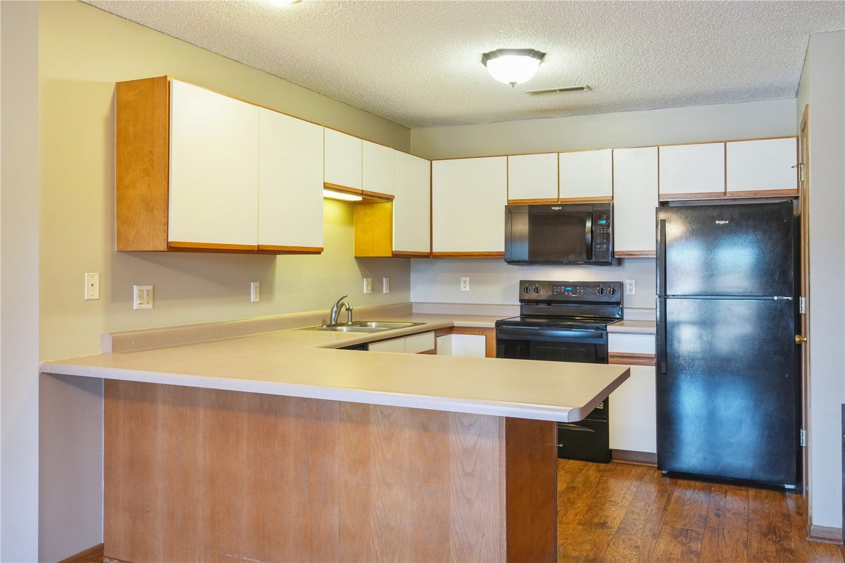 560 Augusta Circle #9