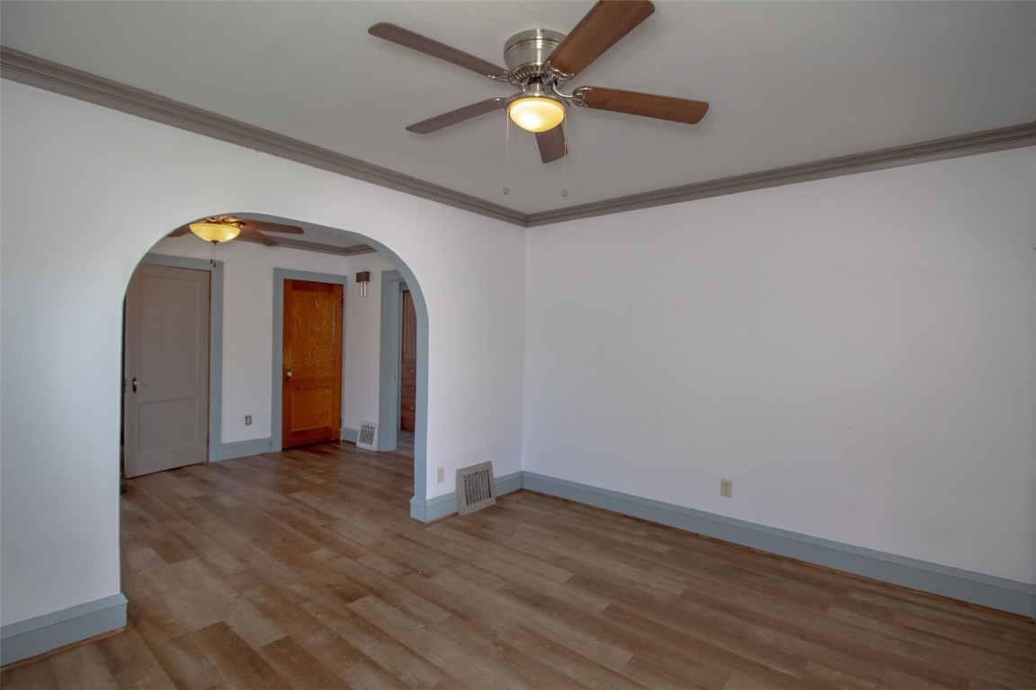 136 Bowling Street SW