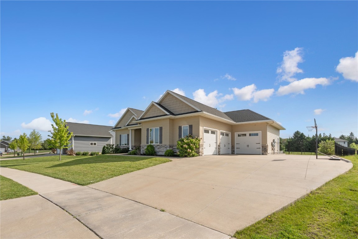 2911 Savannah Drive