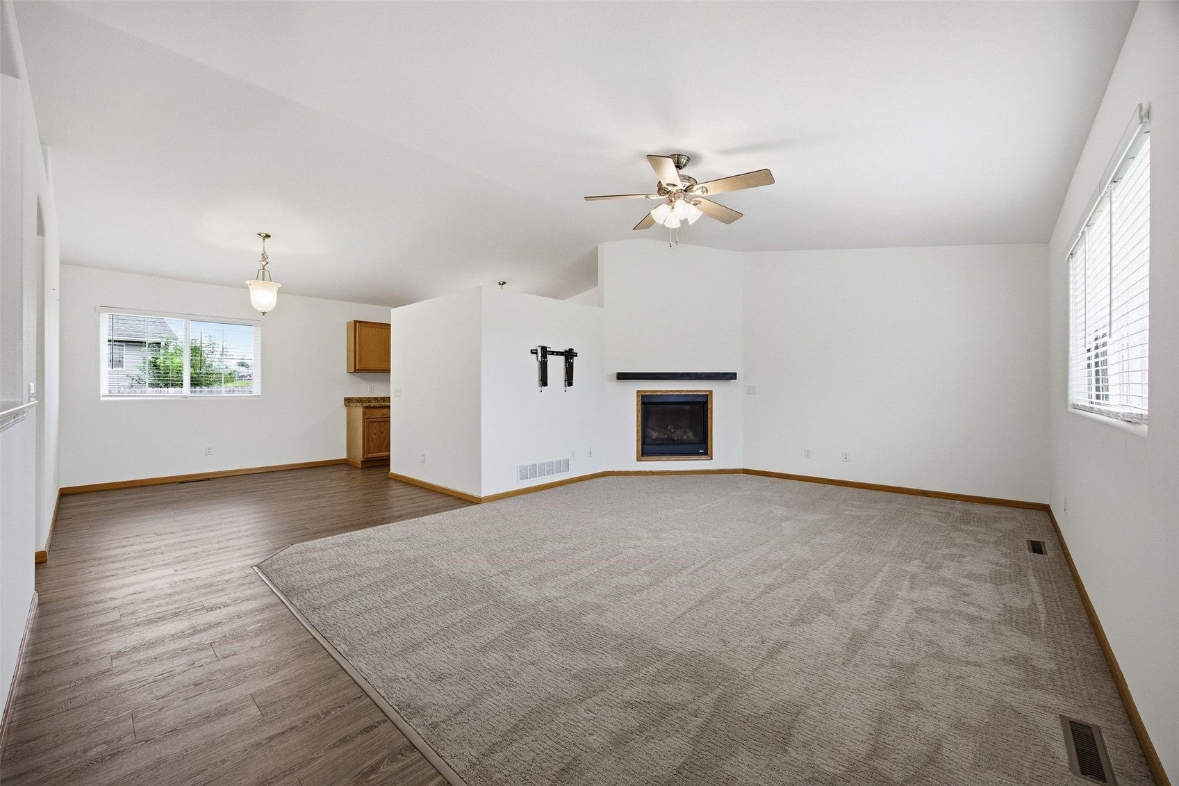 255 S 21st Street Court